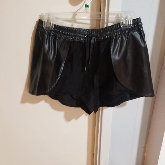 BLANKNYC Denim Faux Leather  Waist Shorts small - Picture 9 of 11